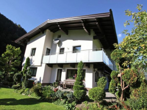Comfortable Apartment in Aschau im Zillertal near Ski Area